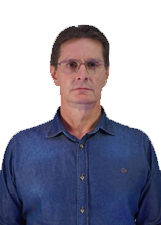 Retrato de ADEMIR KIRSTEN
