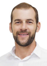 Retrato de LUIZ WOLFF