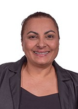 Retrato de PROF ADRIANA