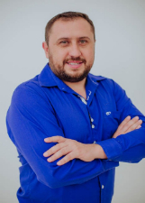 Retrato de ALEX BUENO