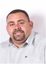 Retrato de AGNALDO LUPRIN