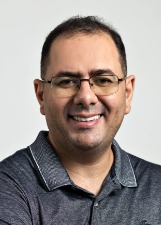 Retrato de RAFAEL CÂNDIDO