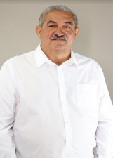 Retrato de DIM SARAIVA