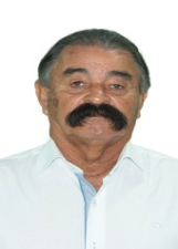 Retrato de REGINALDO BEZERRA