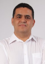 Retrato de ROBERTO DO SINDICATO