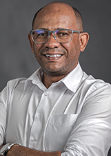Retrato de EDEZIO FILHO
