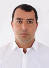 Retrato de BRUNO TAVEIRA