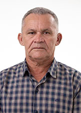 Retrato de VALDINAR MARTINS