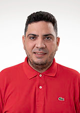Retrato de DR EDMILSON
