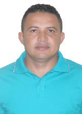 Retrato de ADENILTON TORRES