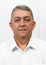 Retrato de FERNANDO AGUIAR