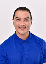 Retrato de DR MIKAEL CRUZ