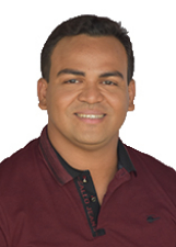 Retrato de HENRIQUE MONTEIRO