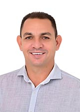 Retrato de EVANDRO LEITE