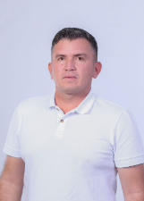 Retrato de JUNIOR SOBRINHO