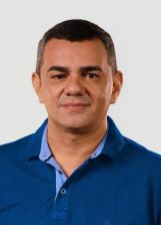 Retrato de BRUNO MARINHO