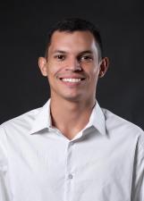 Retrato de MATHEUS OLIVEIRA