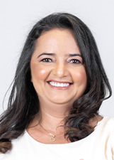 Retrato de CLÁUDIA DA VAN