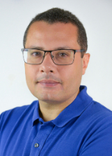 Retrato de DR CLAYTON BARROS