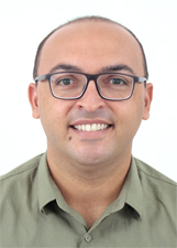 Retrato de DR RENAM RODRIGUES
