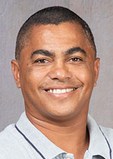 Retrato de JÚNIOR DE JOÃO NICOLAU
