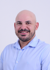 Retrato de NETO VERRÍSSIMO