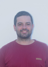 Retrato de MATHEUS OUVERNEY