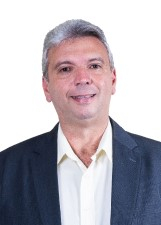 Retrato de MARIO NEVES