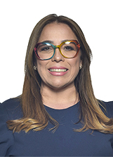 Retrato de LUCIANA ALVES