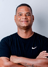 Retrato de MAURICIO CHAGAS