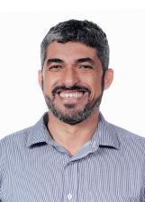 Retrato de LEANDRO BABÃO