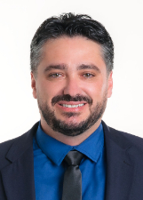 Retrato de DR BRUNO SILVA