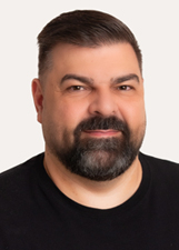 Retrato de GUILHERME LEAL