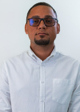 Retrato de LÉO MOURA