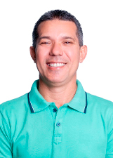 Retrato de FLÁVIO CLAUDINO