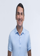 Retrato de MOACIR JUNIOR