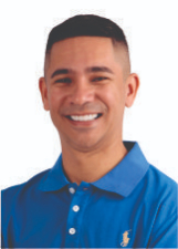 Retrato de LEO LIMA