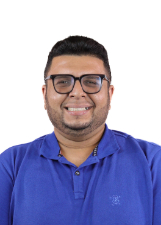 Retrato de RICARDO CARIDADE