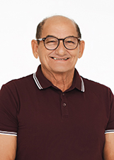 Retrato de DINOVAN