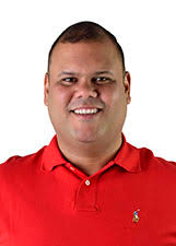 Retrato de GUSTAVO MOURA