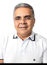 Retrato de MAURÍCIO VIANA