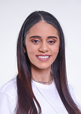 Retrato de LARISSA OLIVEIRA