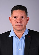 Retrato de DINO ARAUJO