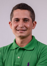 Retrato de CHARLLES OLIVEIRA