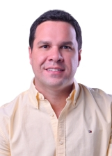 Retrato de FERNANDINHO