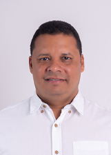 Retrato de EDINHO DO LABORATÓRIO