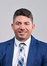 Retrato de DR RAPHAEL LIMA
