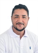 Retrato de ROBSON RUFINO