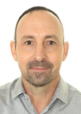 Retrato de VINÍCIOS ARAÚJO
