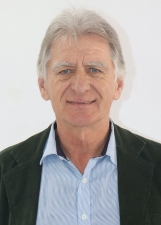 Retrato de WALTER MENEZES